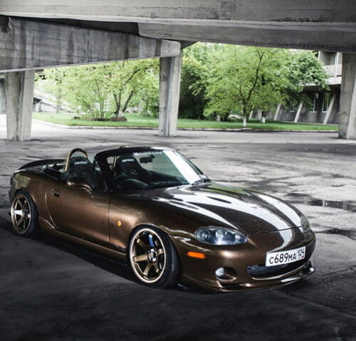 Simli Araç Kaplama Folyosu Oracal 970 Glossy (Parlak) 874 Orient Brown Metallic